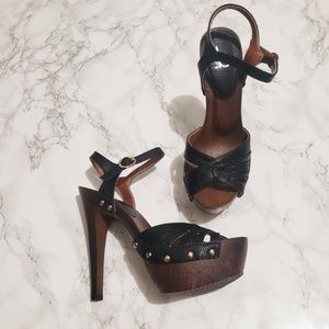 BAKERS-STUDDED LEATHER WOODEN HEEL
